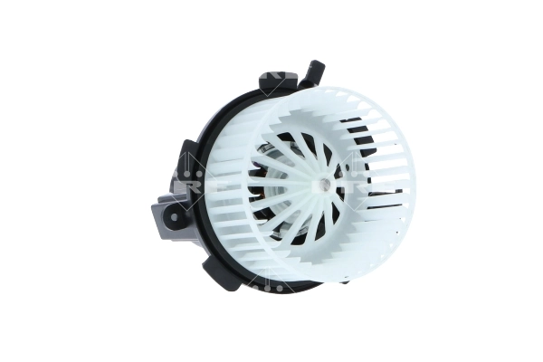 Ventilator habitaclu