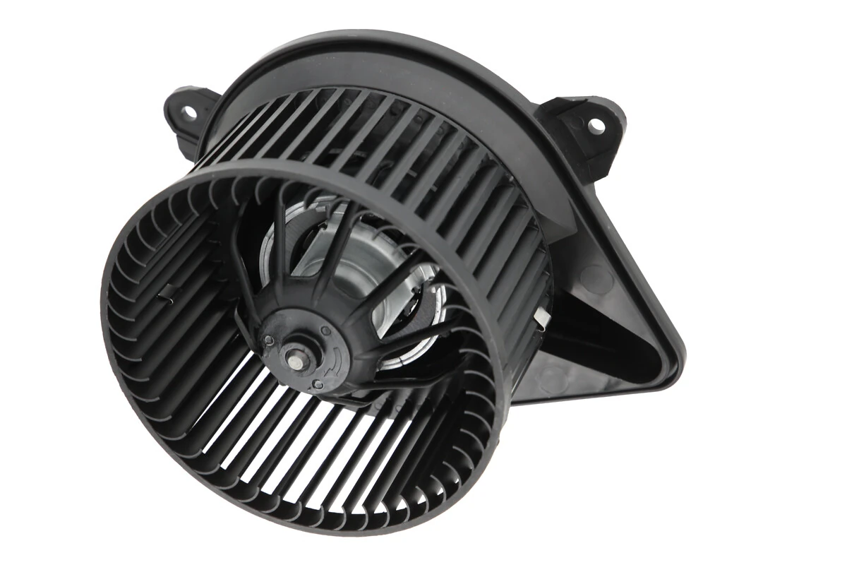 Ventilator habitaclu