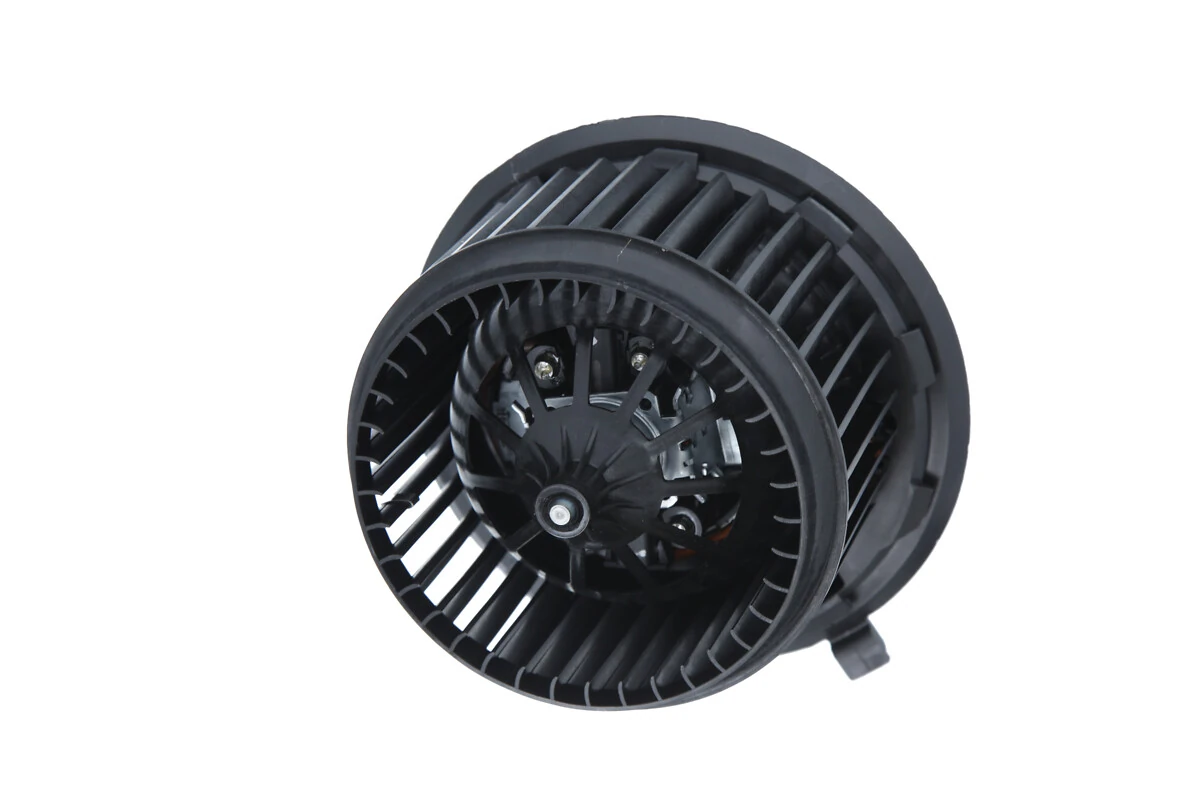 Ventilator habitaclu