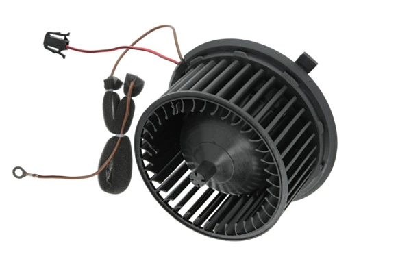Ventilator habitaclu