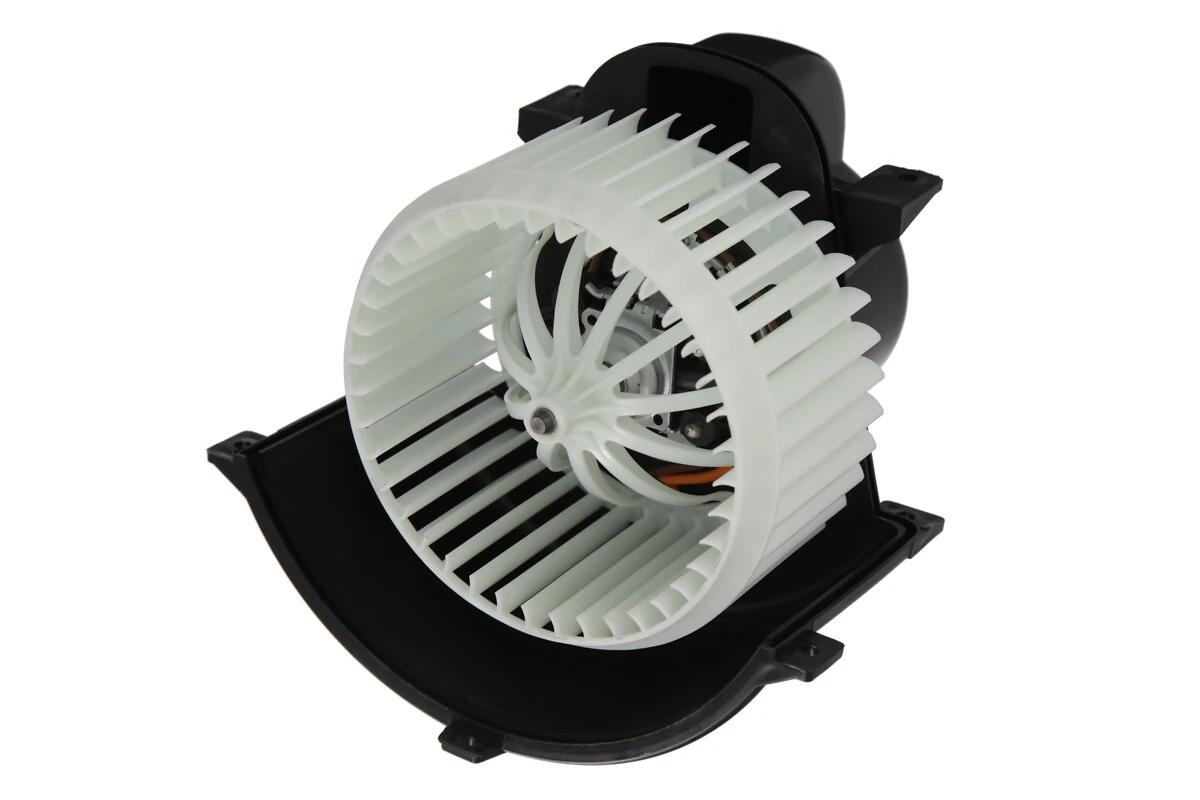 Ventilator habitaclu
