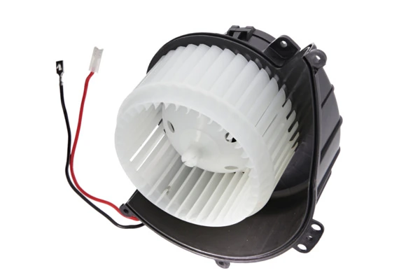Ventilator habitaclu