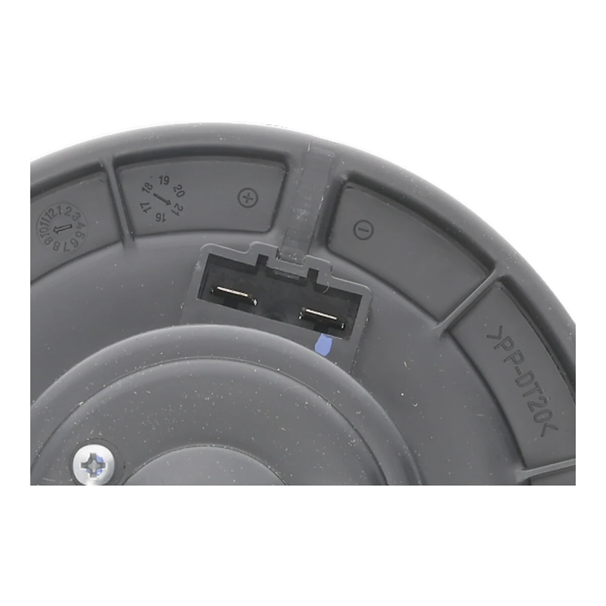 Ventilator habitaclu