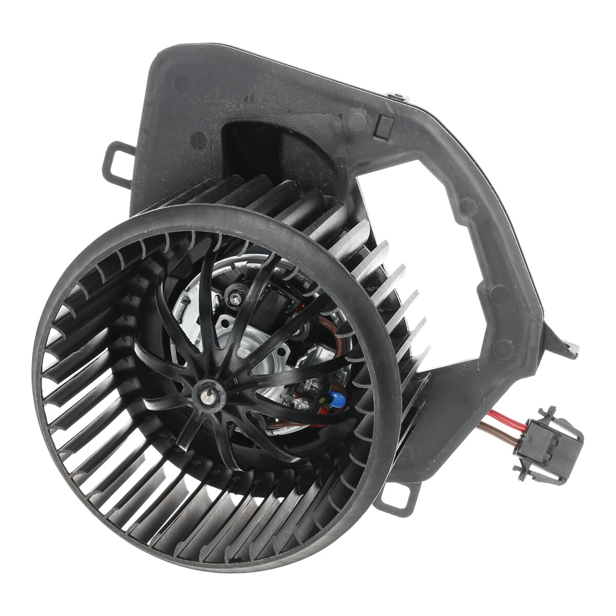 Ventilator, habitaclu