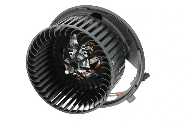 Ventilator habitaclu
