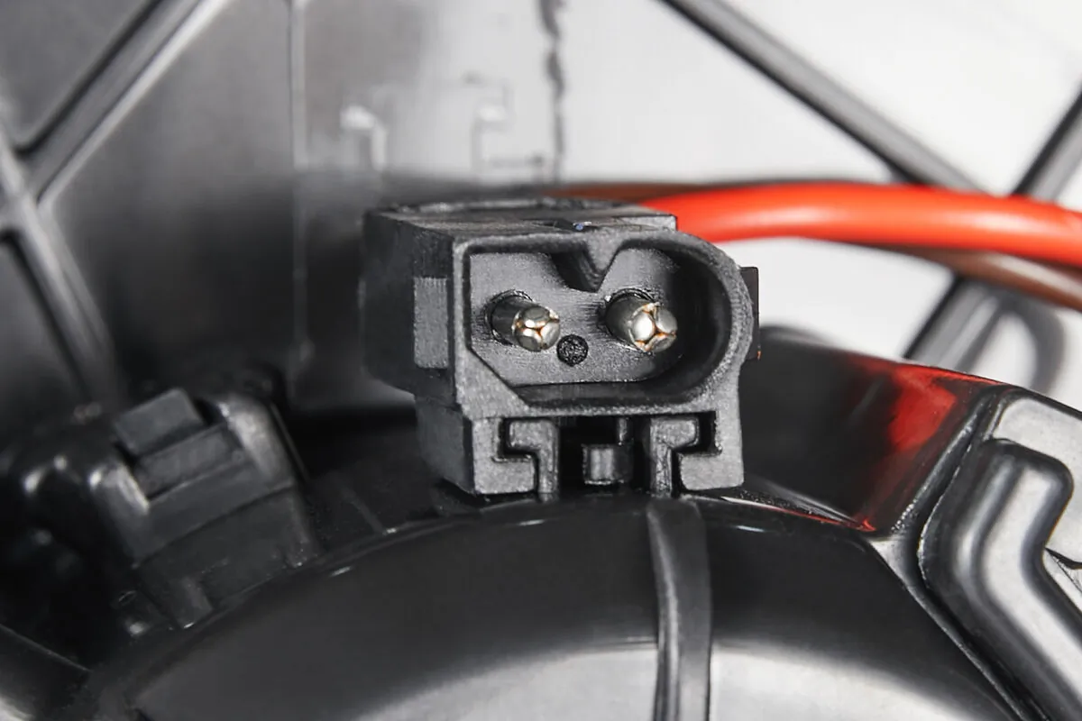 Ventilator habitaclu