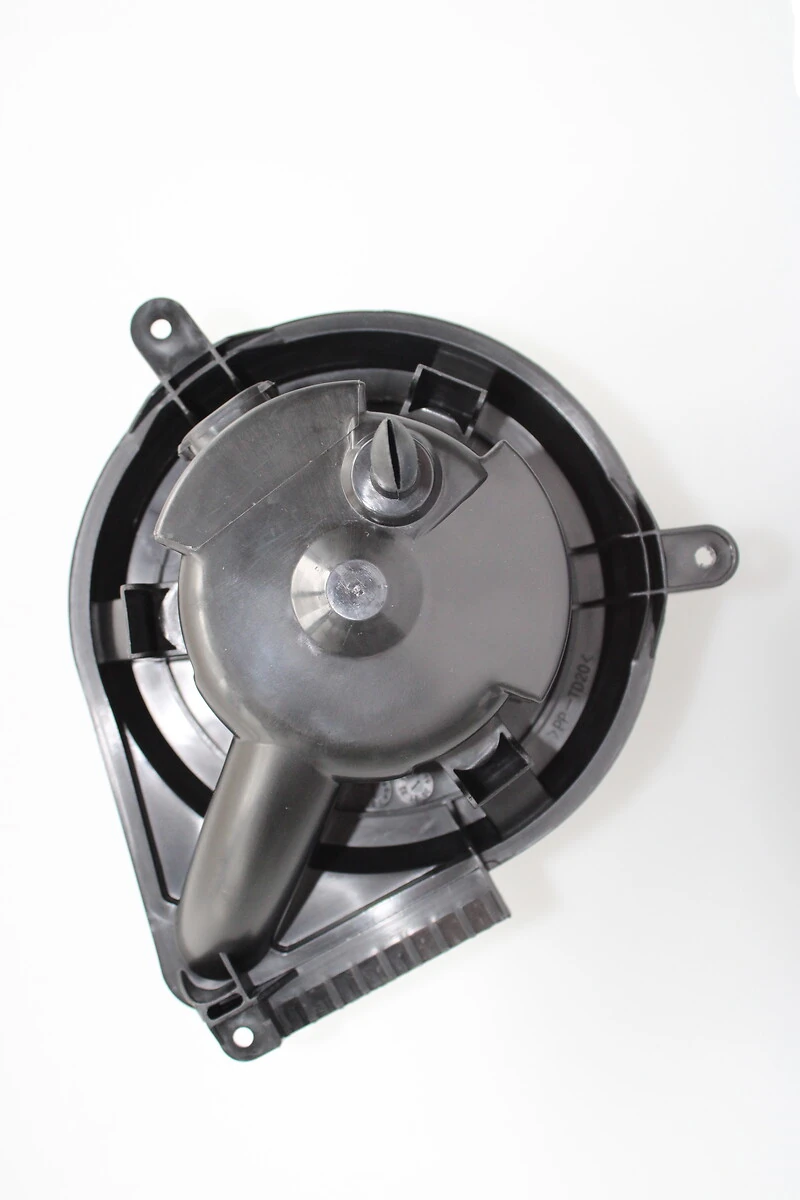 Ventilator habitaclu