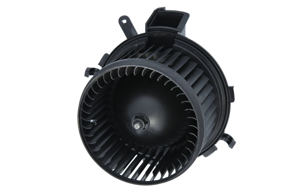 Ventilator habitaclu