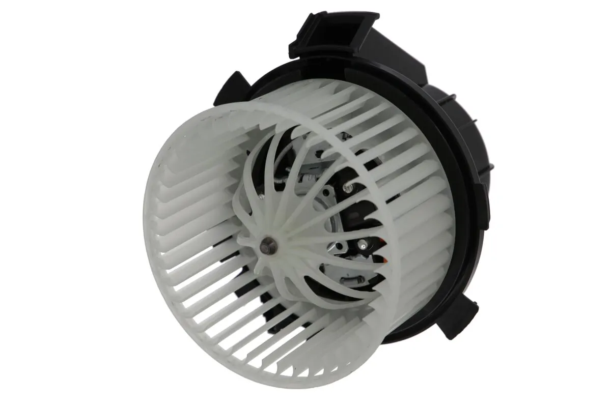 Ventilator habitaclu