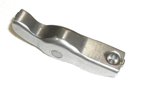 Culbutor tren supape