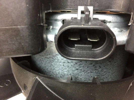 Ventilator radiator racire