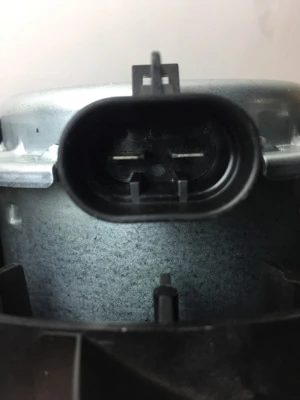 Ventilator radiator racire