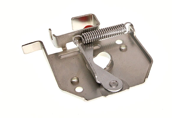 Inchizator capota motor