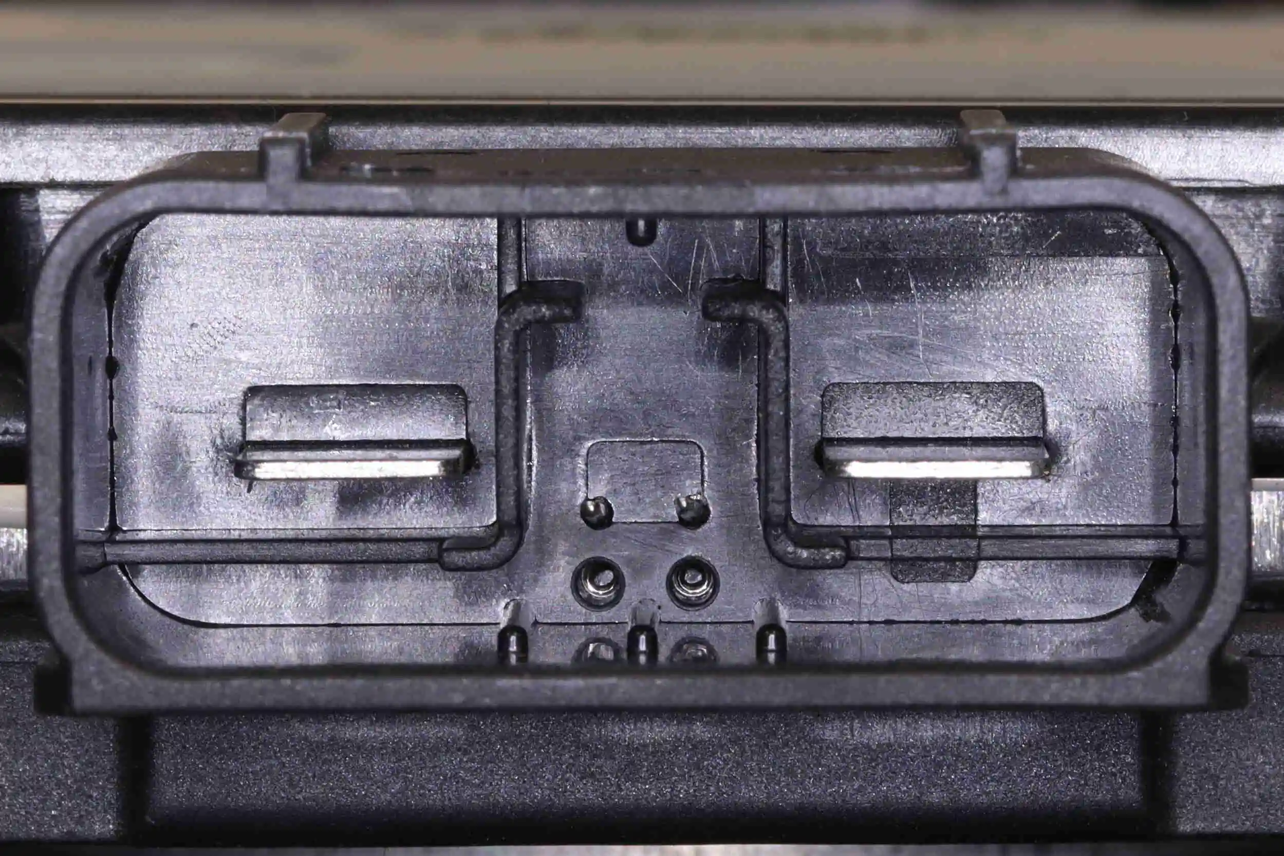 Ventilator radiator racire