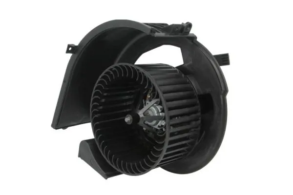 Ventilator habitaclu