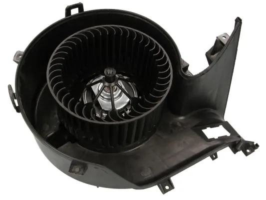 Ventilator habitaclu