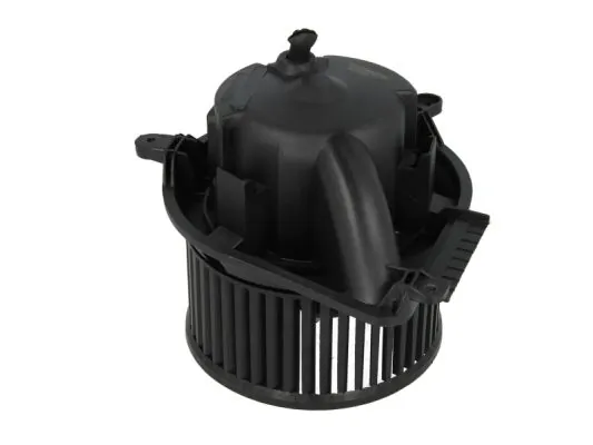 Ventilator habitaclu