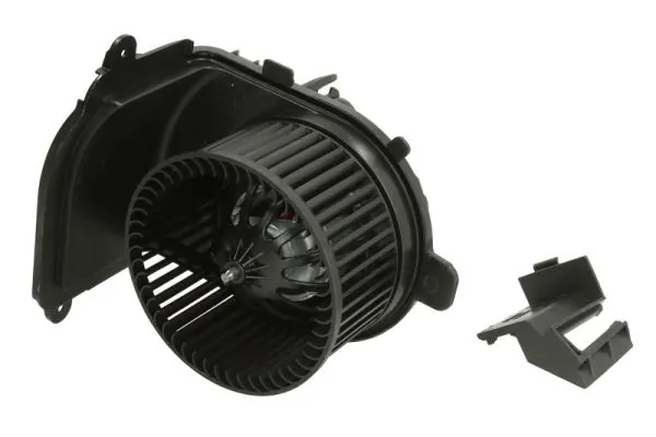 Ventilator habitaclu