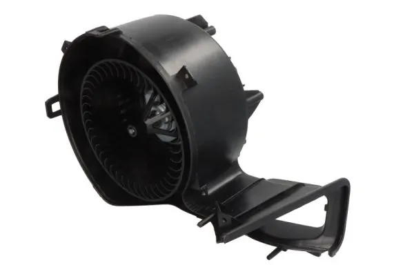 Ventilator habitaclu
