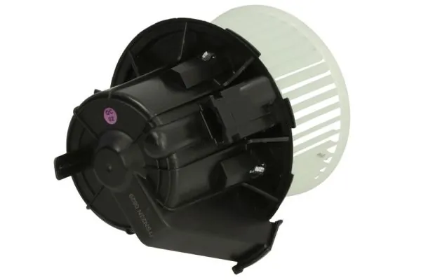 Ventilator habitaclu