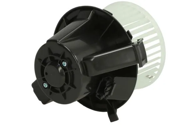 Ventilator habitaclu