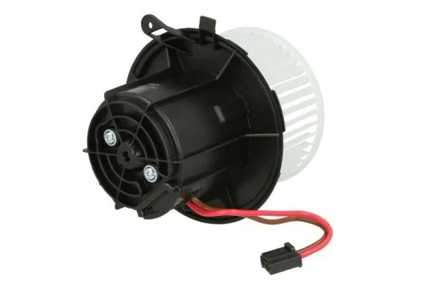 Ventilator habitaclu