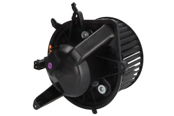 Ventilator habitaclu