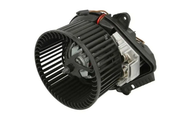 Ventilator habitaclu