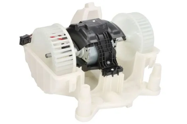 Ventilator habitaclu