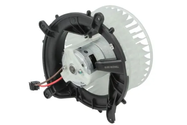 Ventilator habitaclu