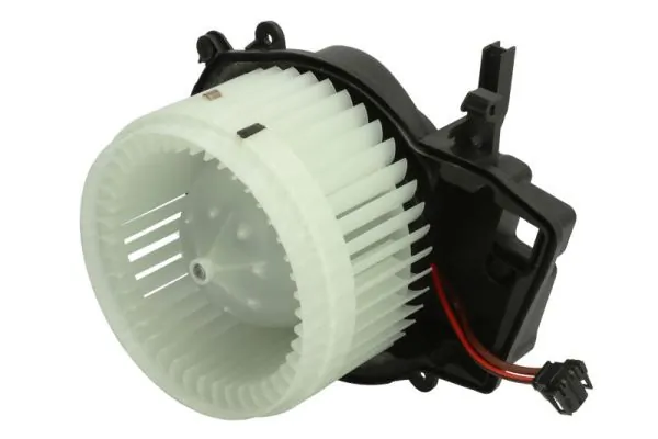 Ventilator habitaclu