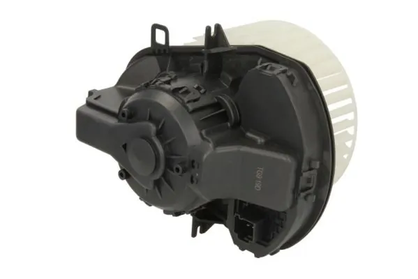 Ventilator habitaclu