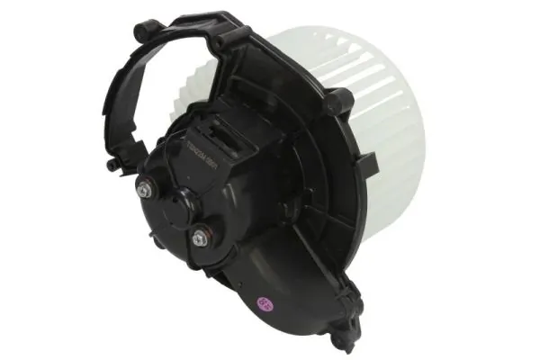 Ventilator habitaclu