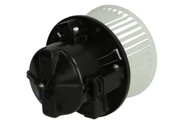 Ventilator habitaclu