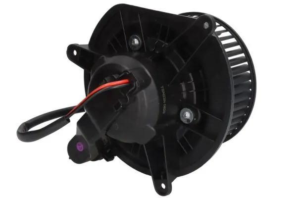 Ventilator habitaclu