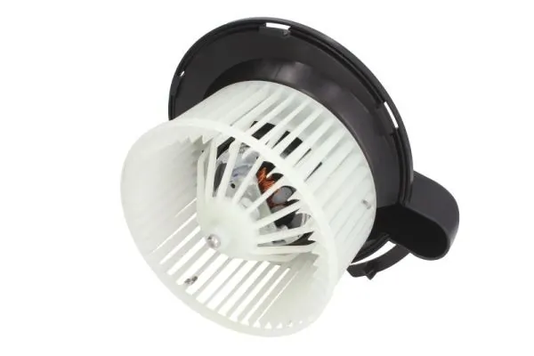 Ventilator habitaclu