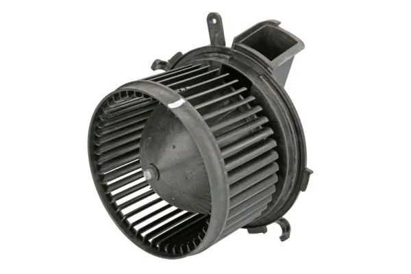 Ventilator habitaclu