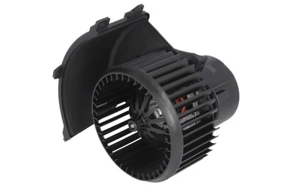Ventilator habitaclu