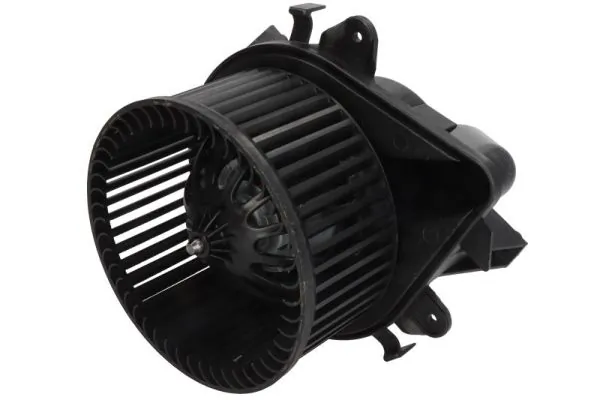 Ventilator habitaclu