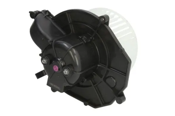 Ventilator habitaclu