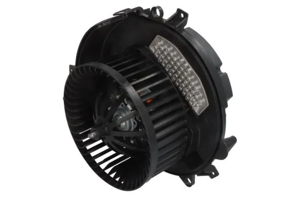 Ventilator habitaclu