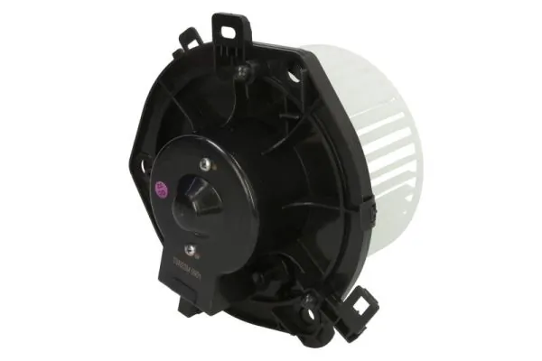Ventilator habitaclu