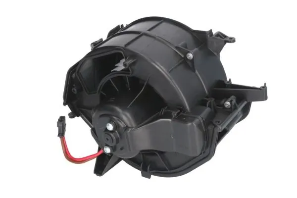 Ventilator habitaclu