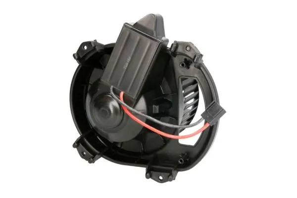 Ventilator habitaclu
