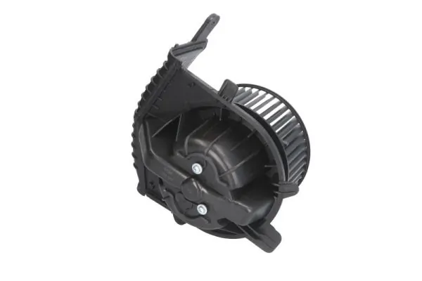 Ventilator habitaclu