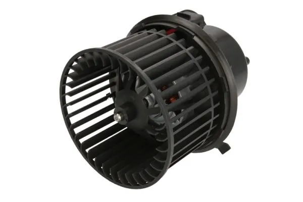 Ventilator habitaclu