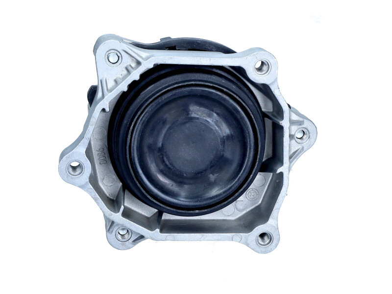 Engine mounting stanga