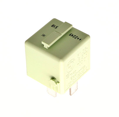 Releu multifunctional