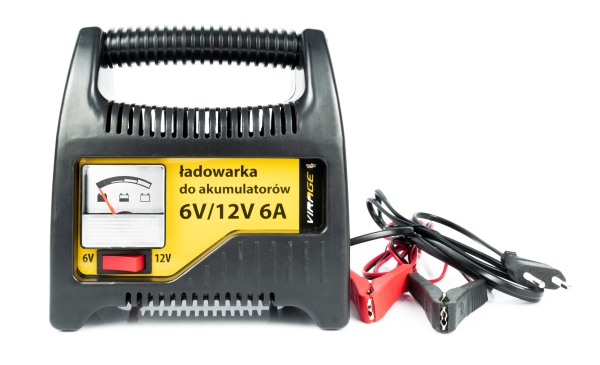 Ladowarka pentru akumulatorow 12V 6A