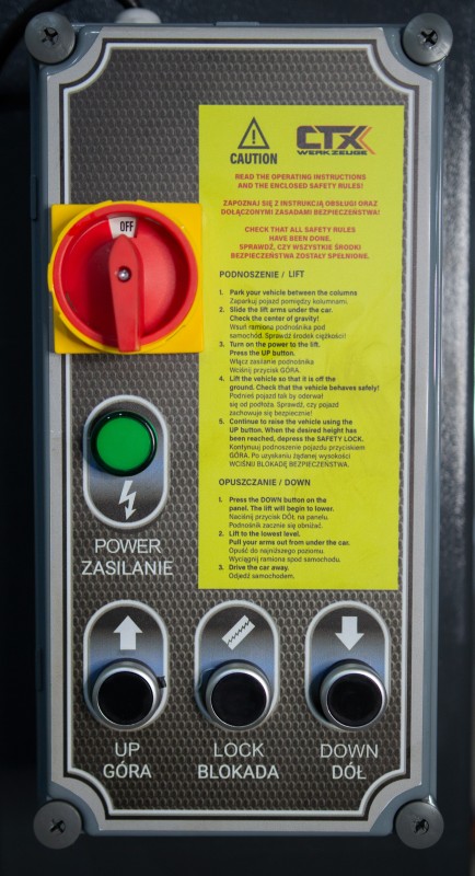Ascensoare cu 2 stâlp